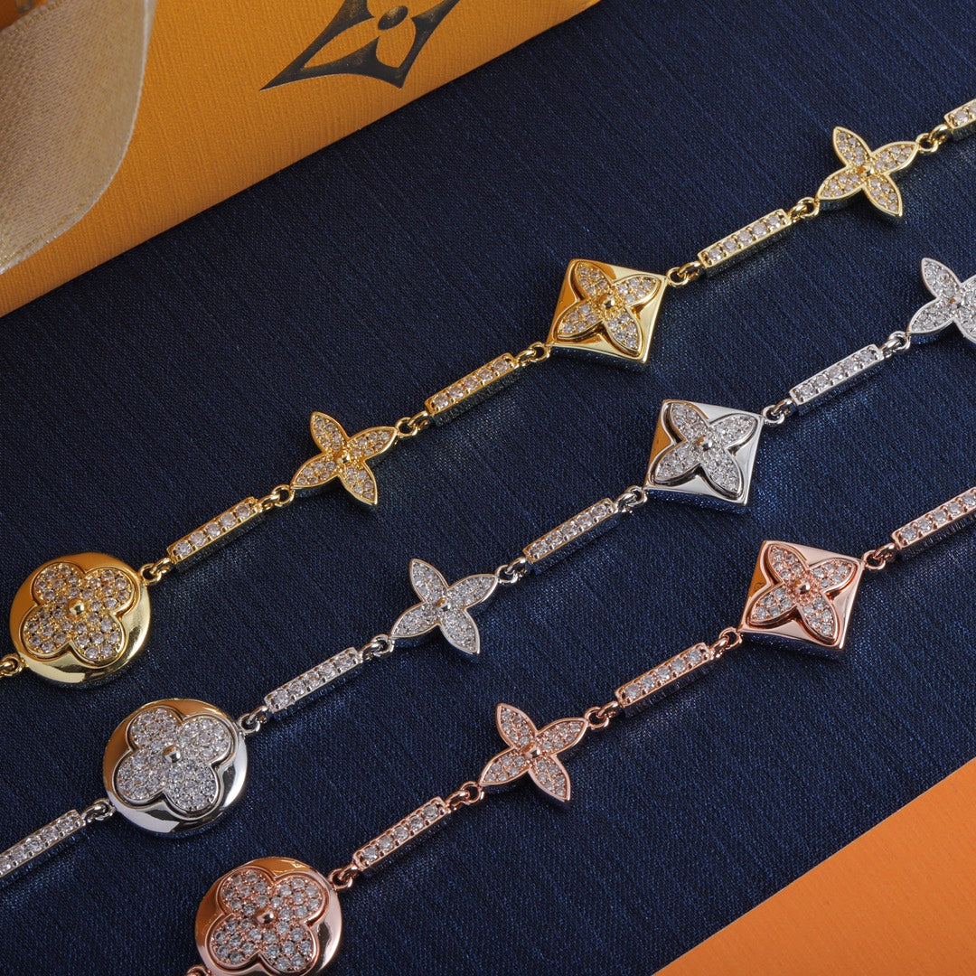 1XE602XDE Stylish Bracelets